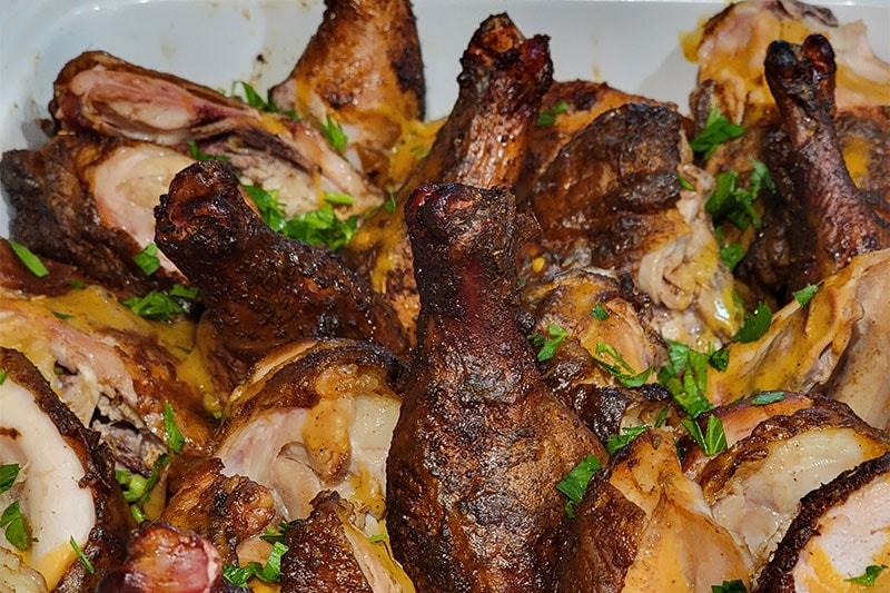 Roasted chicken legs with herbs